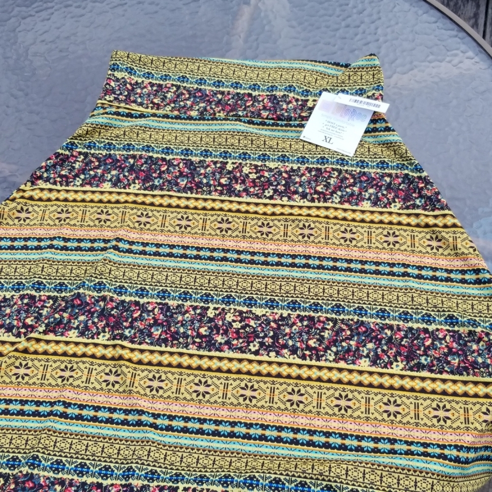 Lularoe Azure skirt